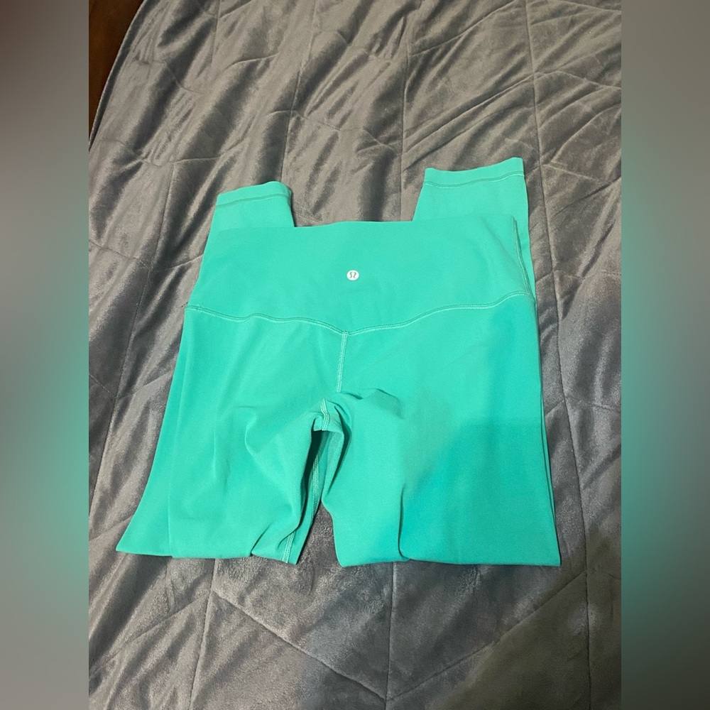 Lululemon aligns